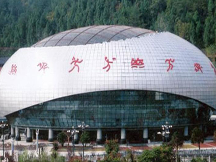 宣城体育中心球形网架加工安装